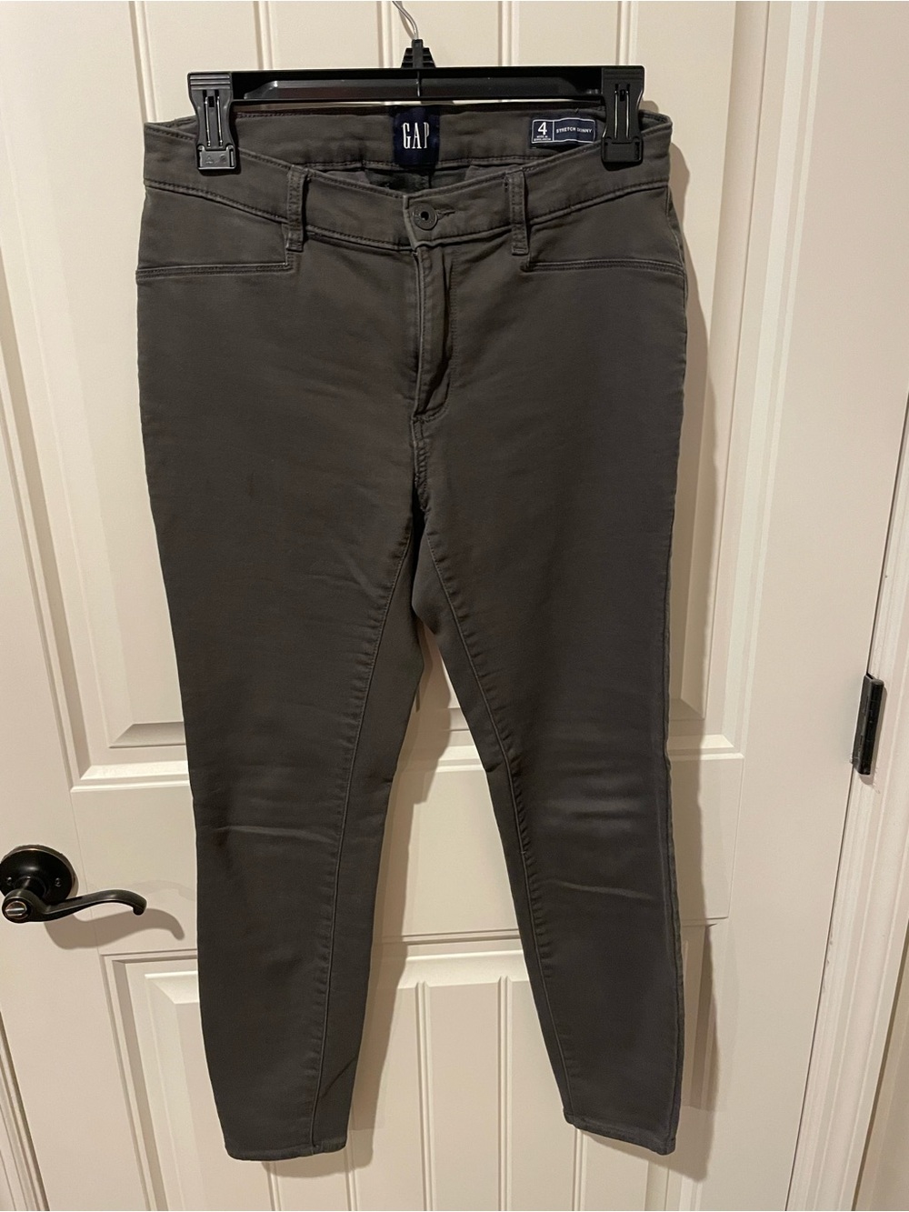 GAP Women’s Dark Charcoal Skinny Pants
